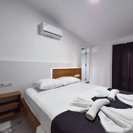 Çeşmi Kaş Apart Apart Otel